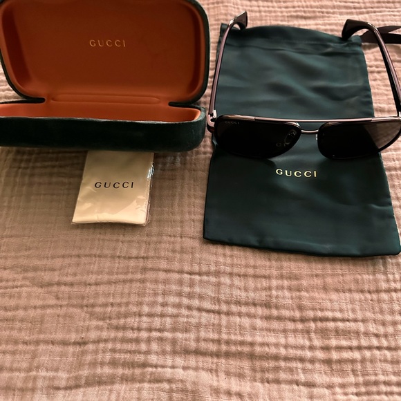 Gucci Square Aviator Sunglasses - Picture 1 of 6